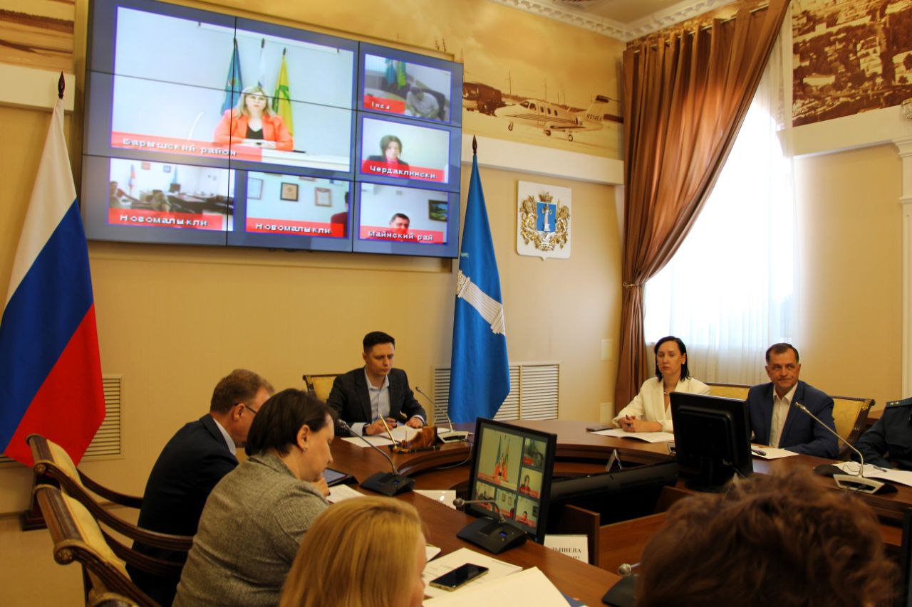 В Ульяновской области прошло заседание комиссии по координации работы по противодействию коррупции
